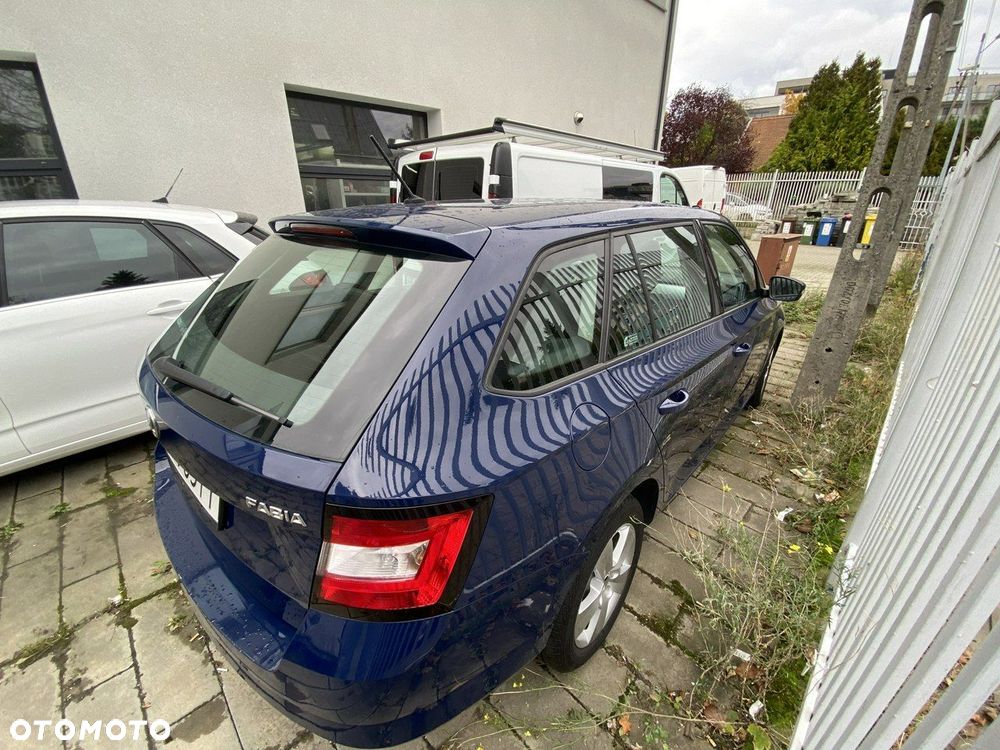 Skoda Fabia - 4