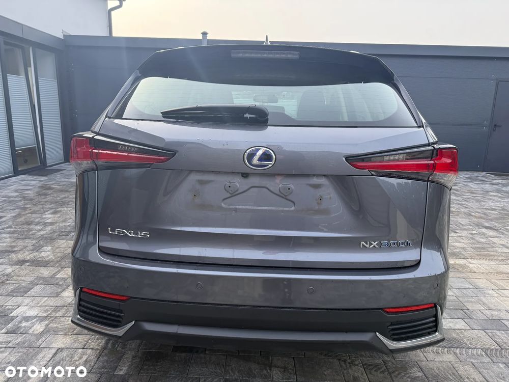 Lexus NX 300h E-FOUR Executive-Line - 4