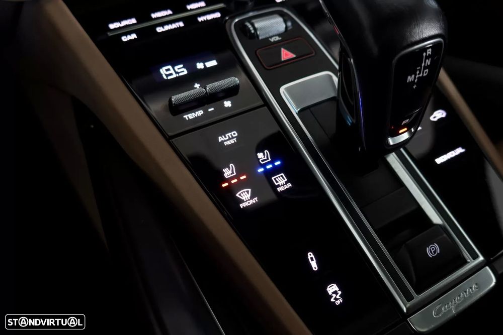 Porsche Cayenne Coupé Turbo S E-Hybrid - 12