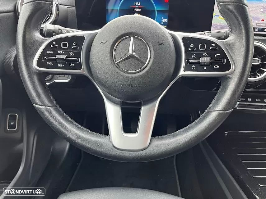 Mercedes-Benz CLA 250 e Shooting Brake Style Plus - 18