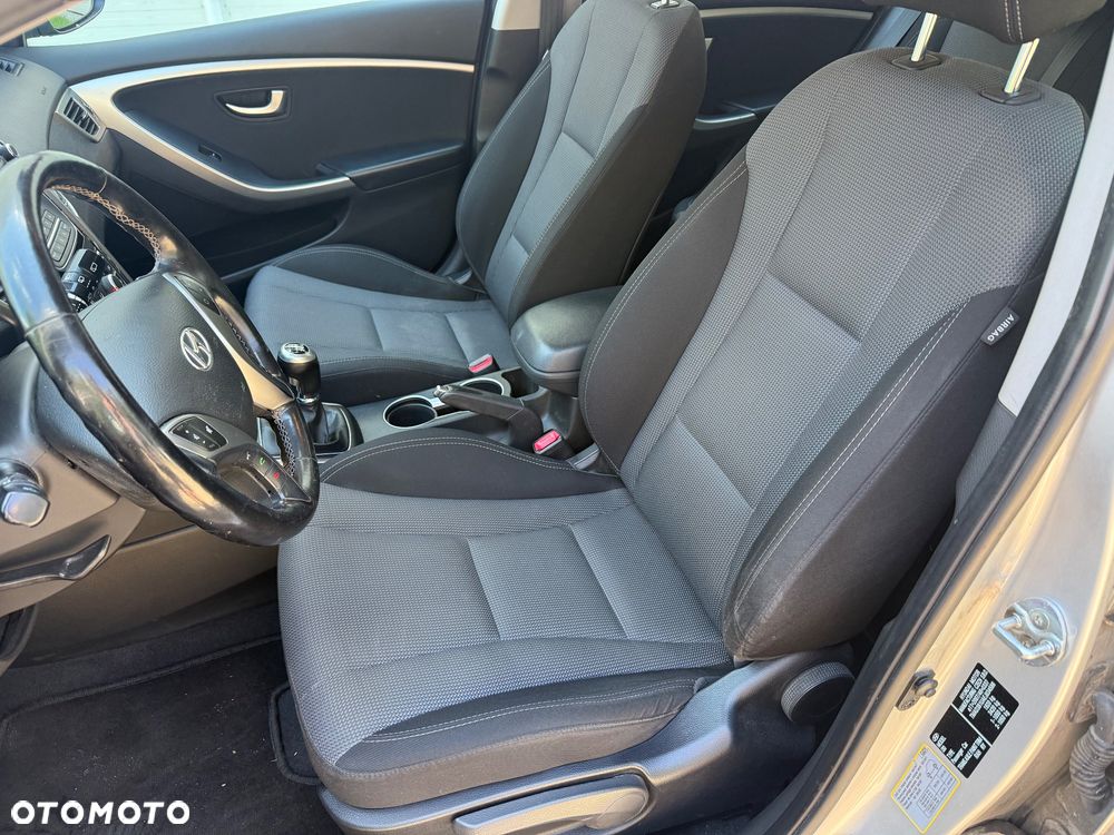 Hyundai i30 - 14