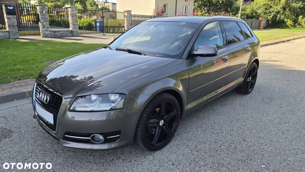 Audi A3 Sportback 1.4 TFSI S tronic Ambiente - 2