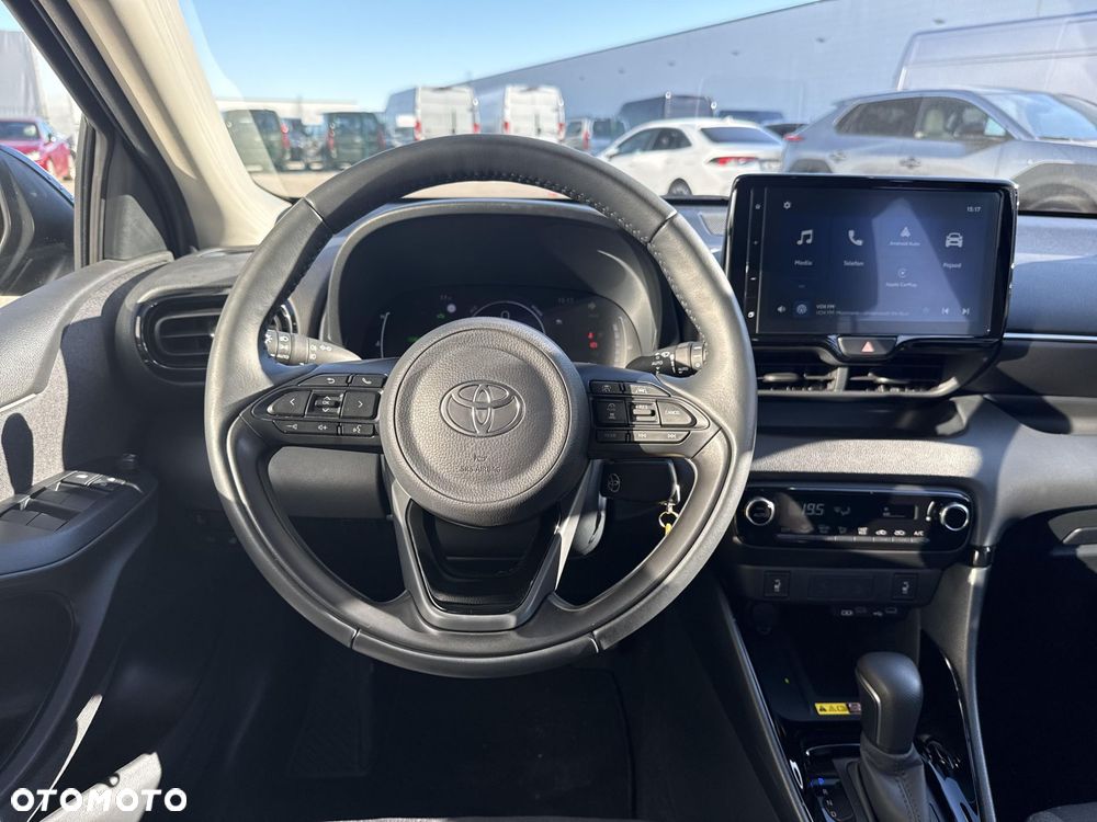 Toyota Yaris Hybrid 1.5 Style - 11