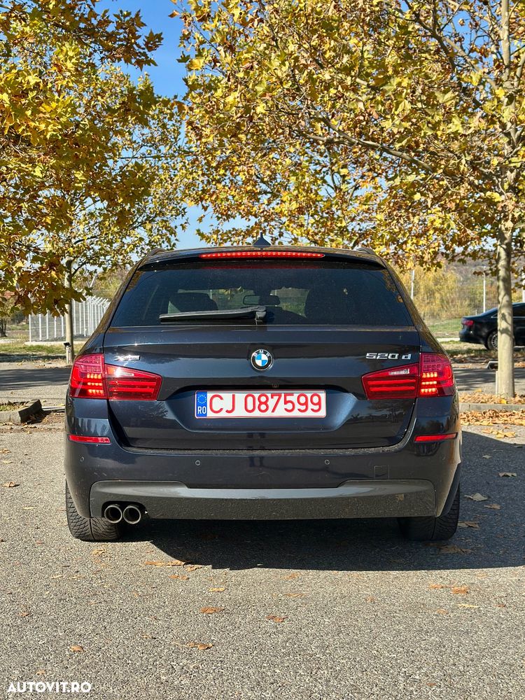 BMW Seria 5 520d xDrive - 4