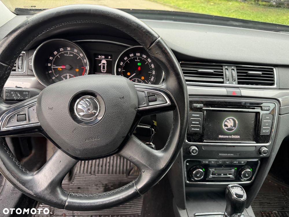 Skoda Superb 2.0 TDI Ambition DSG - 3