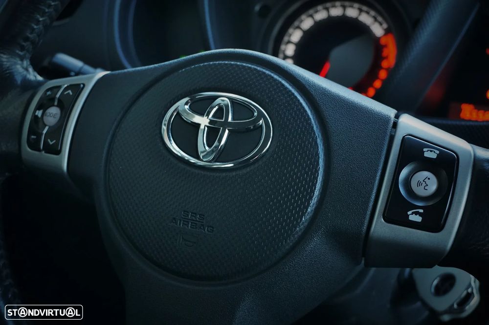 Toyota Urban Cruiser 1.33 4x2 Town - 27