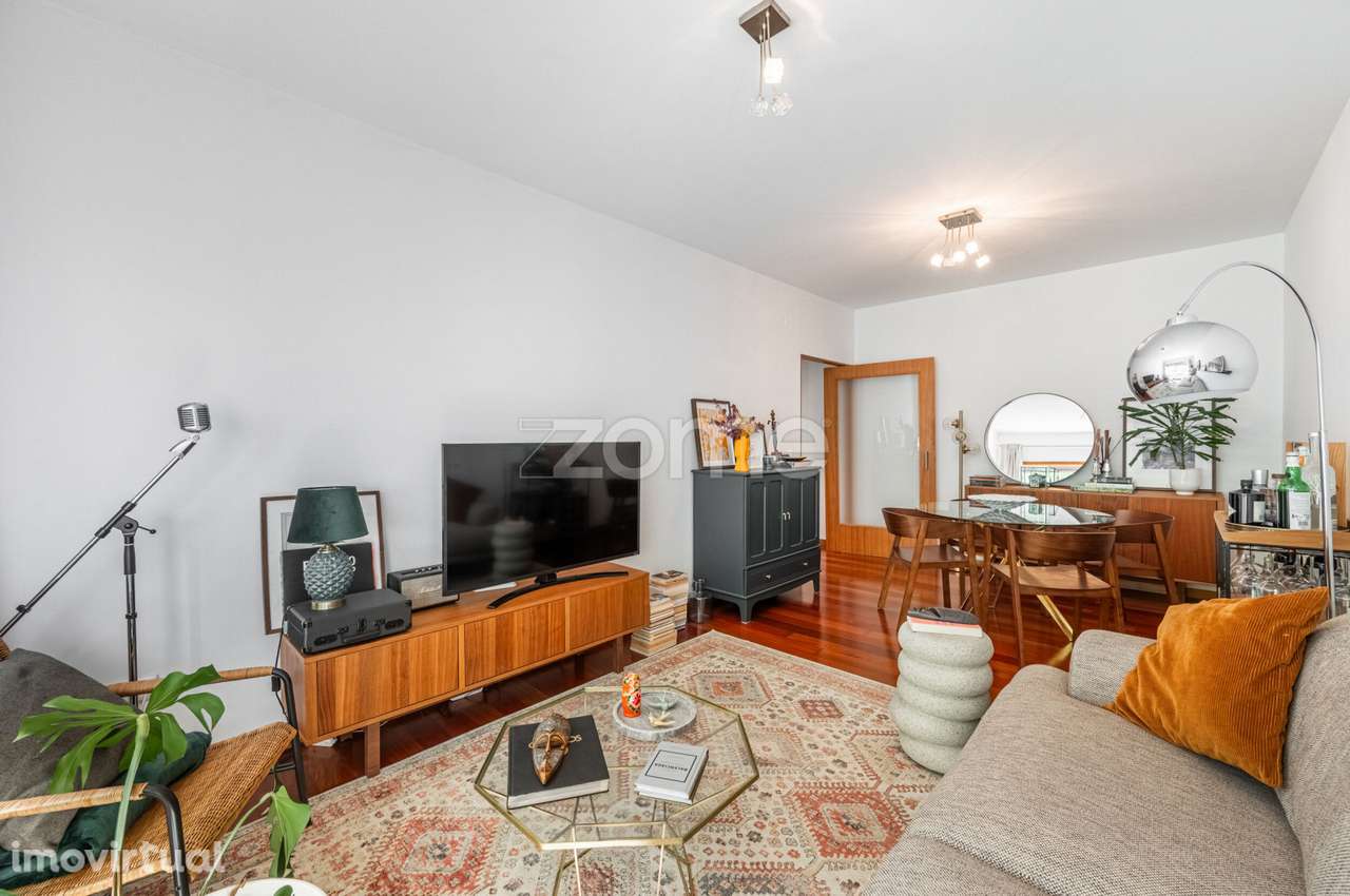 Apartamento T2 seminovo na Praça da Corujeira - Porto - Grande imagem: 5/26