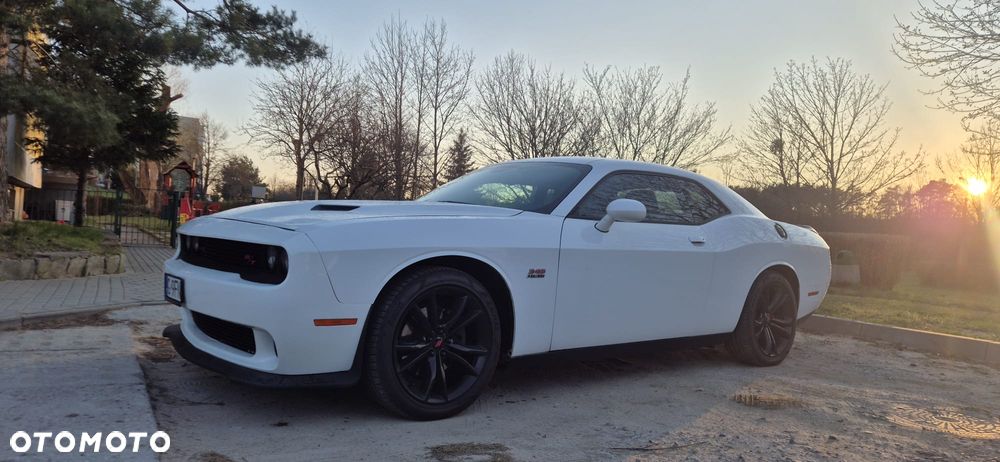 Dodge Challenger 5.7 R/T - 5