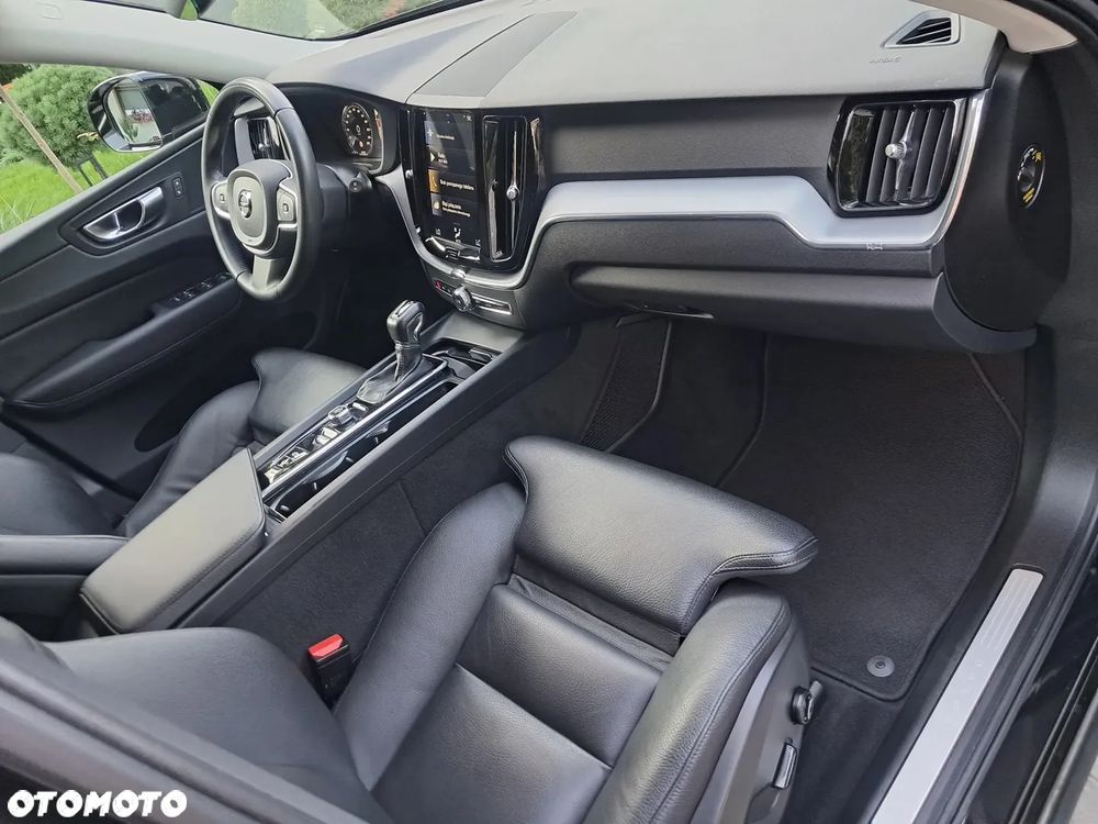 Volvo XC 60 D4 Geartronic Momentum Pro - 25