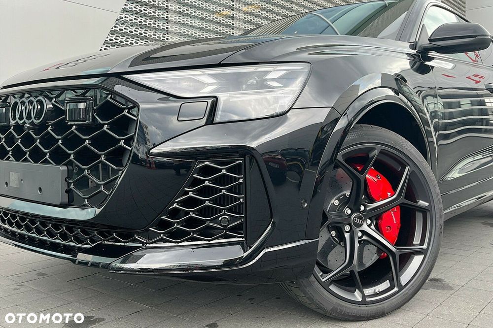 Audi RS Q8 - 12