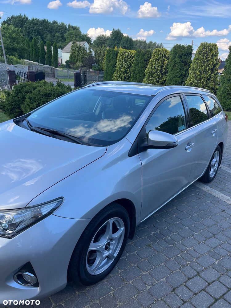 Toyota Auris 2.0 D-4D Premium Comfort - 4