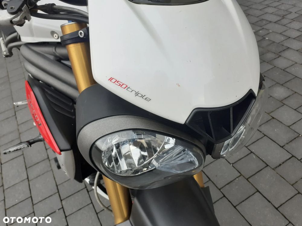 Triumph Speed Triple - 21