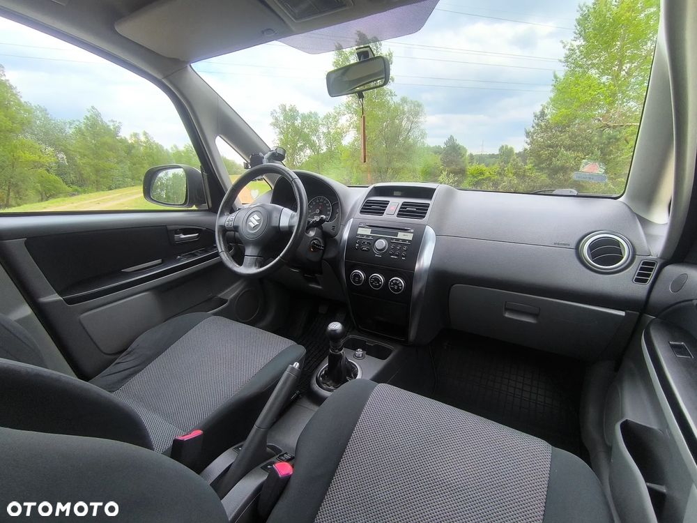 Suzuki SX4 1.6 GS / Premium 4WD - 14