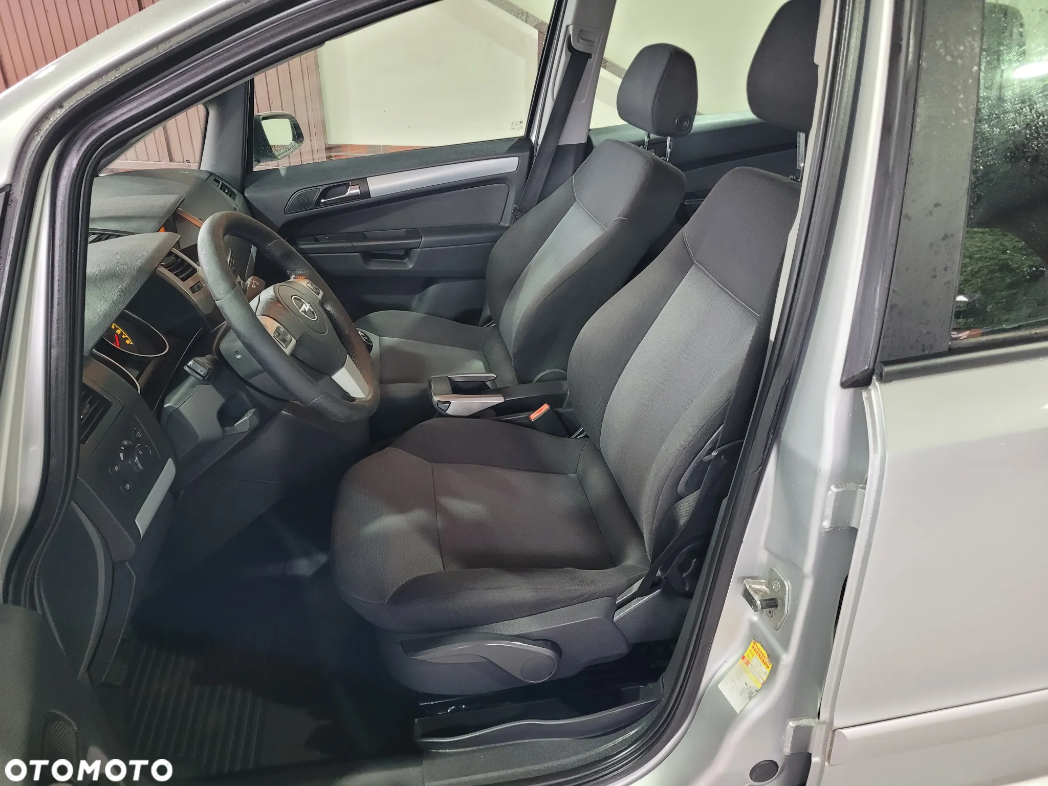 Opel Zafira 1.8 Elegance - 14