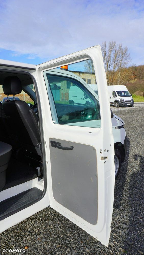 Volkswagen Transporter T6.1_ Doka _4Motion _ 4x4 - 23