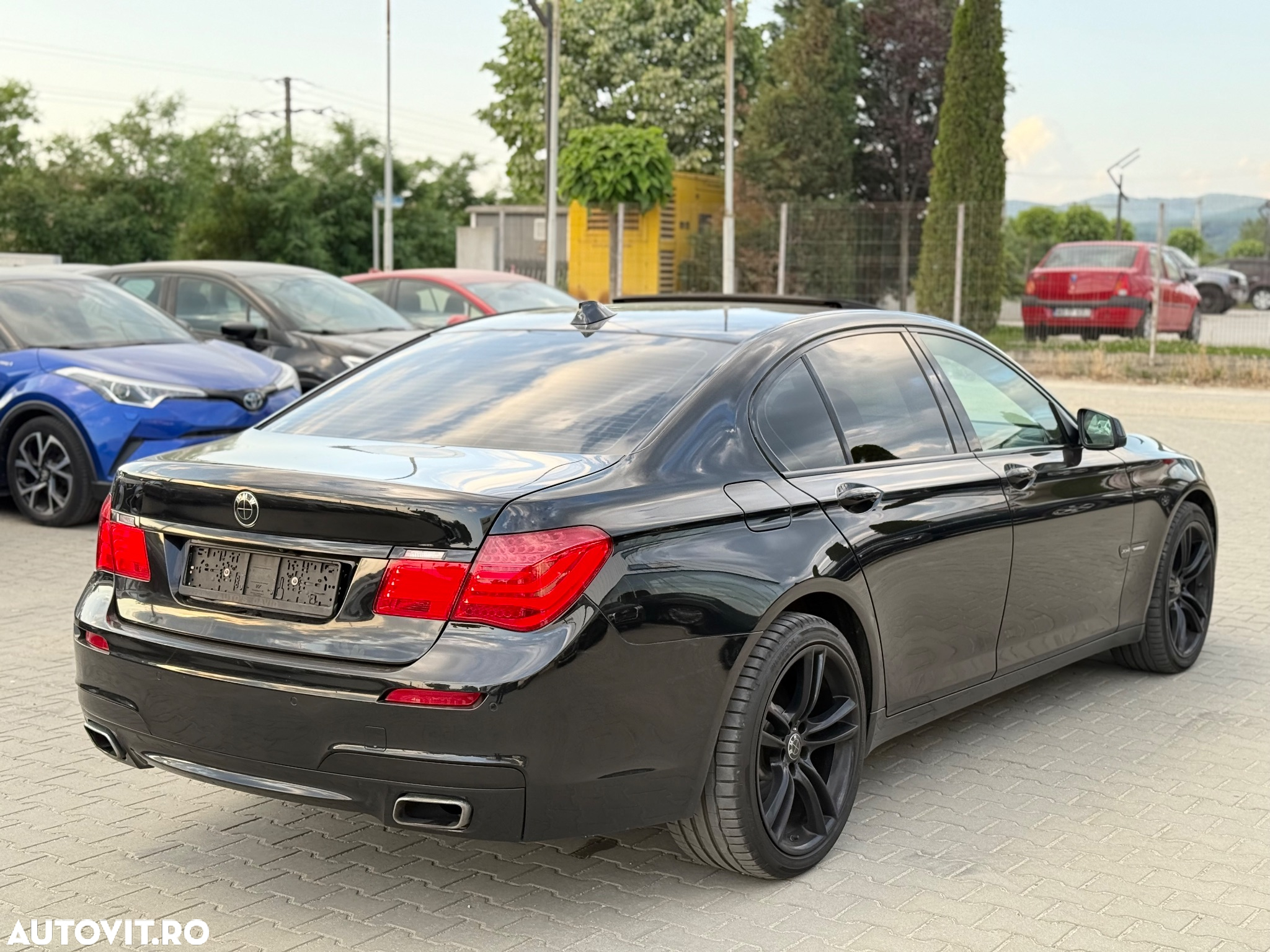 BMW Seria 7 740d xDrive - 4