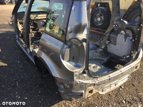 SKODA YETI 17R ĆWIARTKA LEWA TYŁ 2R2R