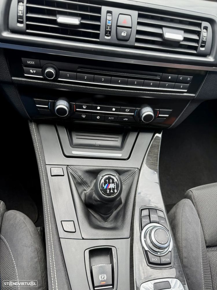 BMW 520 d Pack M - 13