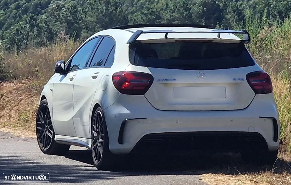 Mercedes-Benz A 45 AMG 4-Matic - 18