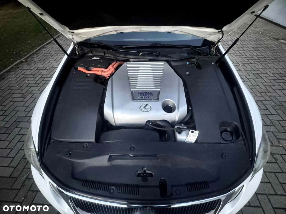 Lexus GS 450h - 14