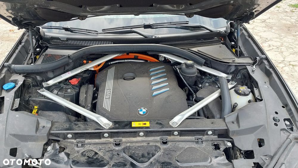 BMW X5 xDrive45e - 18