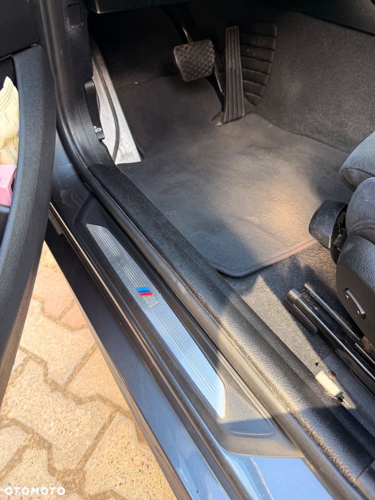BMW Seria 1 118i M Sport Shadow - 12