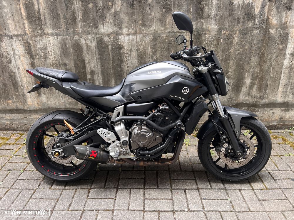 Yamaha MT-07 - 7