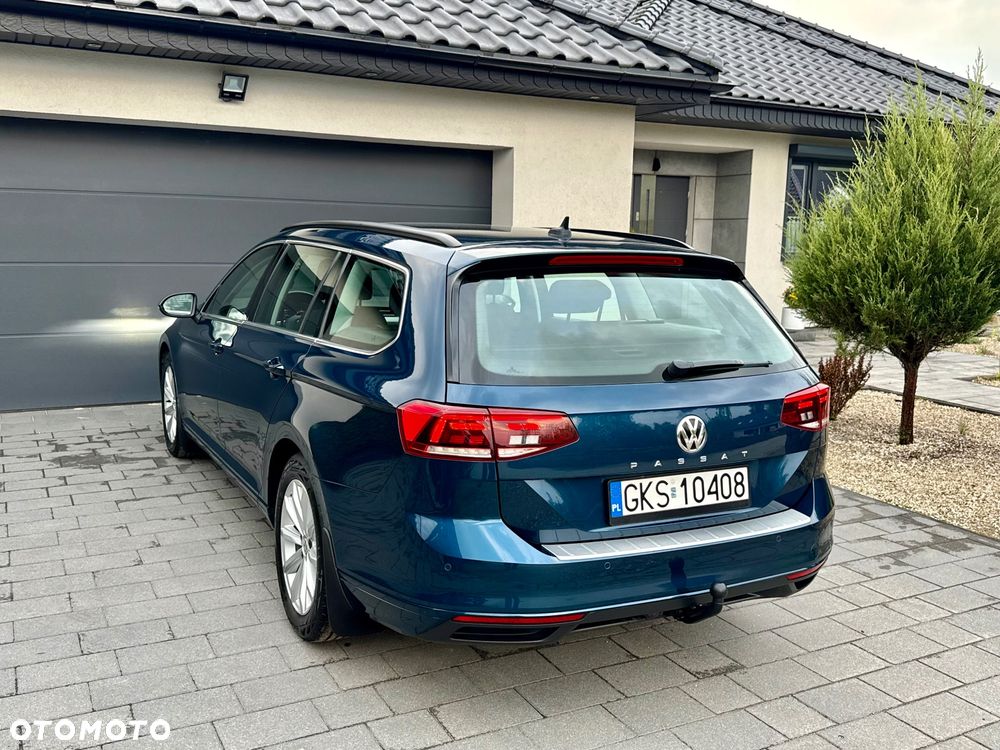 Volkswagen Passat 2.0 TDI SCR DSG Comfortline - 6