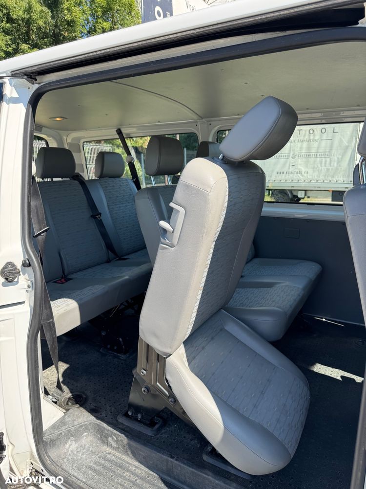 Volkswagen Transporter - 11