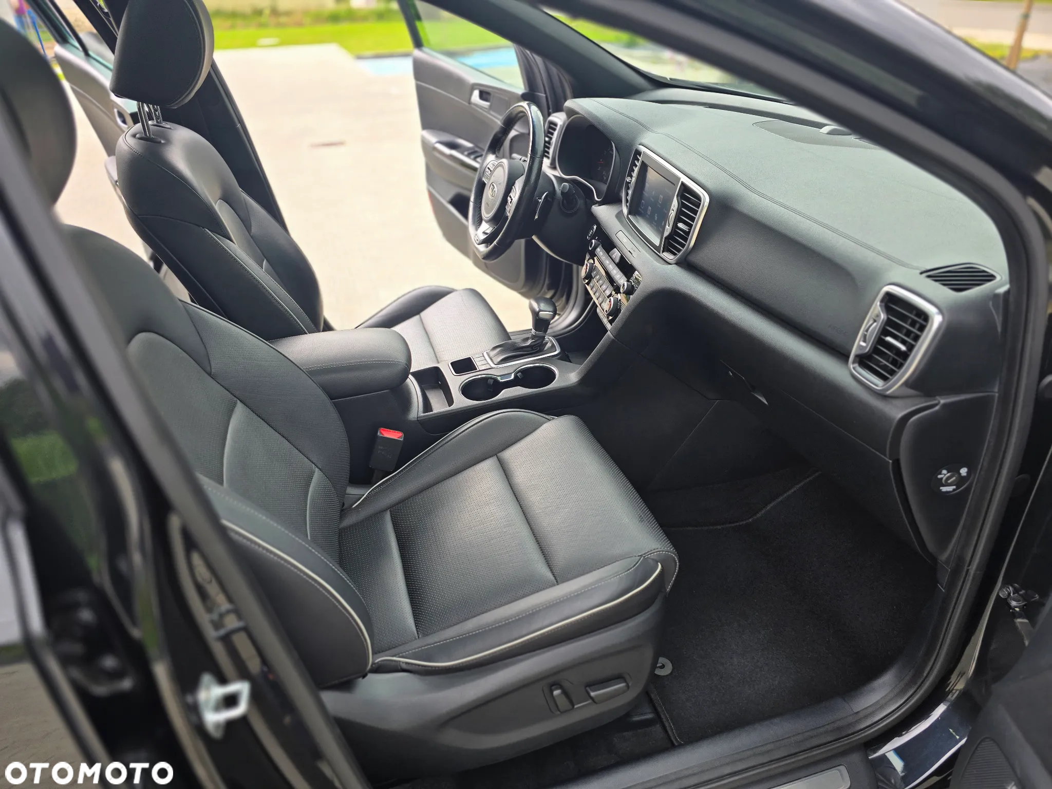 Kia Sportage 1.6 T-GDI AWD DCT GT LINE - 27