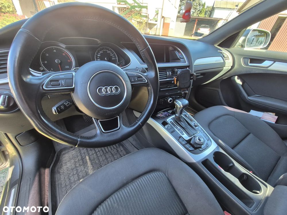 Audi A4 Avant - 9
