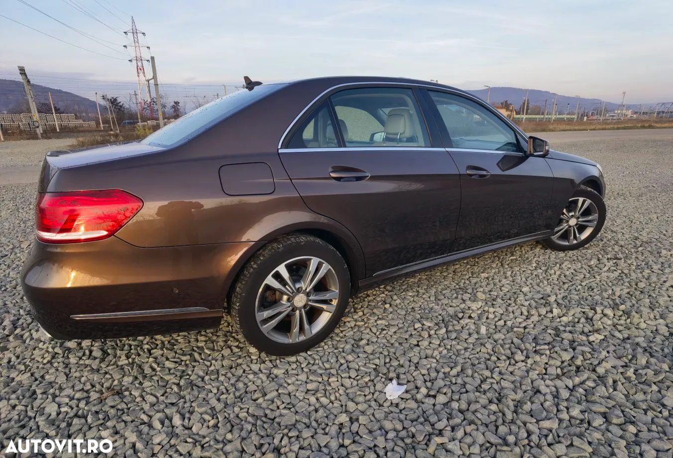 Mercedes-Benz E 220 BlueTEC BlueEFFICIENCY 7G-TRONIC Edition Elegance - 6