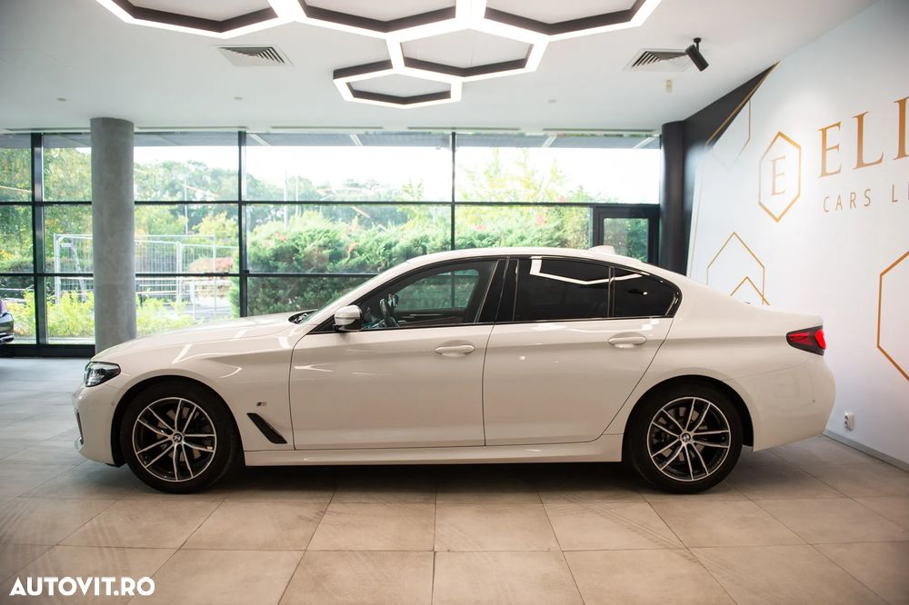 BMW 5 Series 2023 photo 4