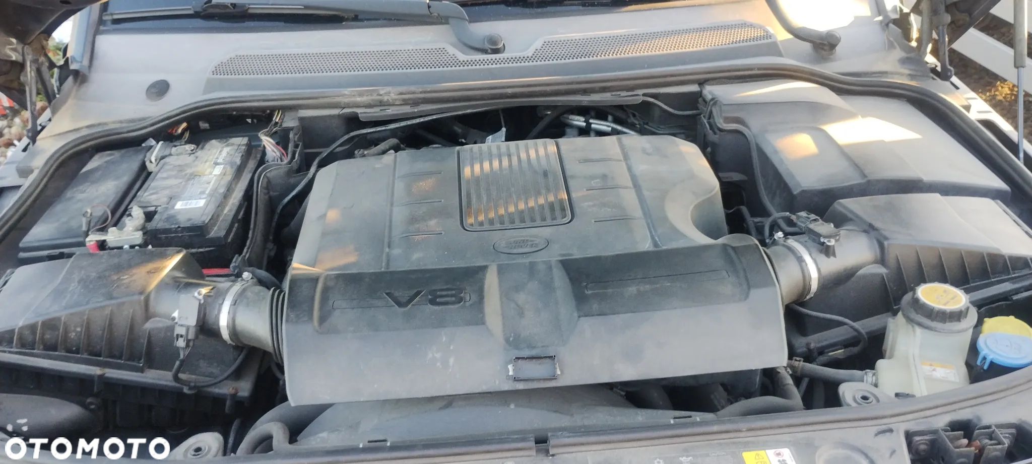 Land Rover Discovery IV 5.0 V8 HSE - 12