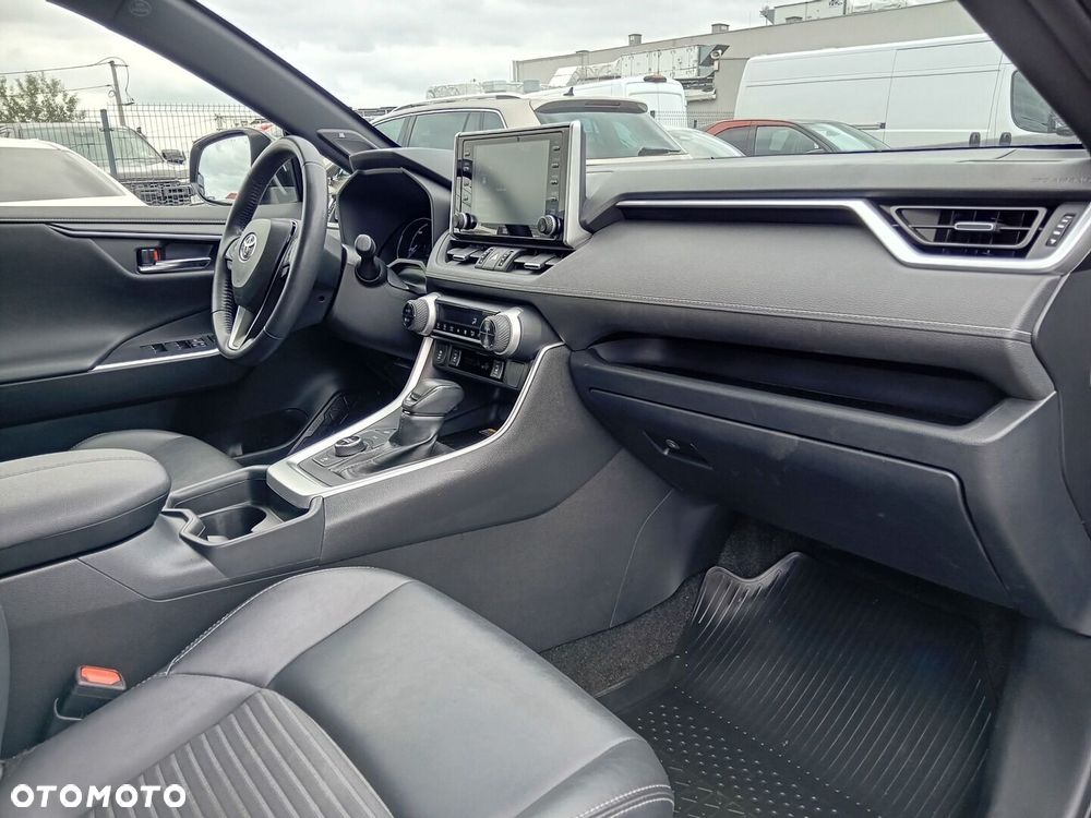 Toyota RAV4 2.5 Hybrid Black Edition by JBL 4x4 - 6