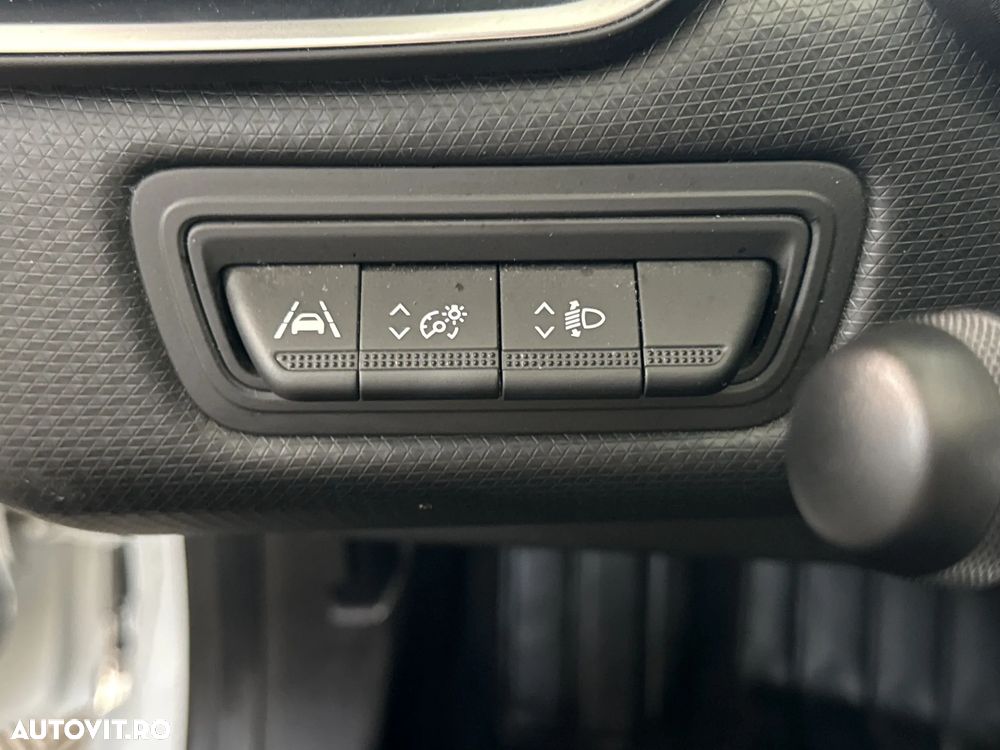 Renault Clio - 15