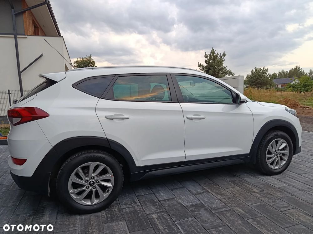 Hyundai Tucson 1.7 CRDI BlueDrive Comfort 2WD - 22
