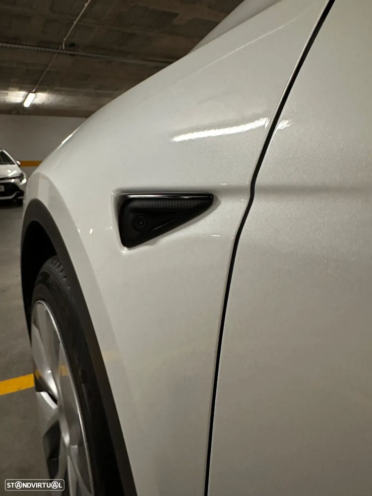 Tesla Model Y RWD - 30