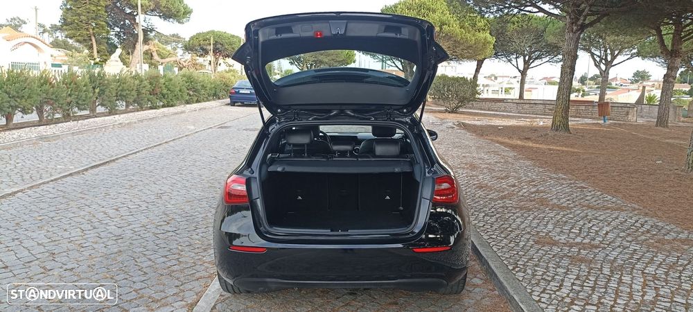 Mercedes-Benz A 180 d Progressive Aut. - 11