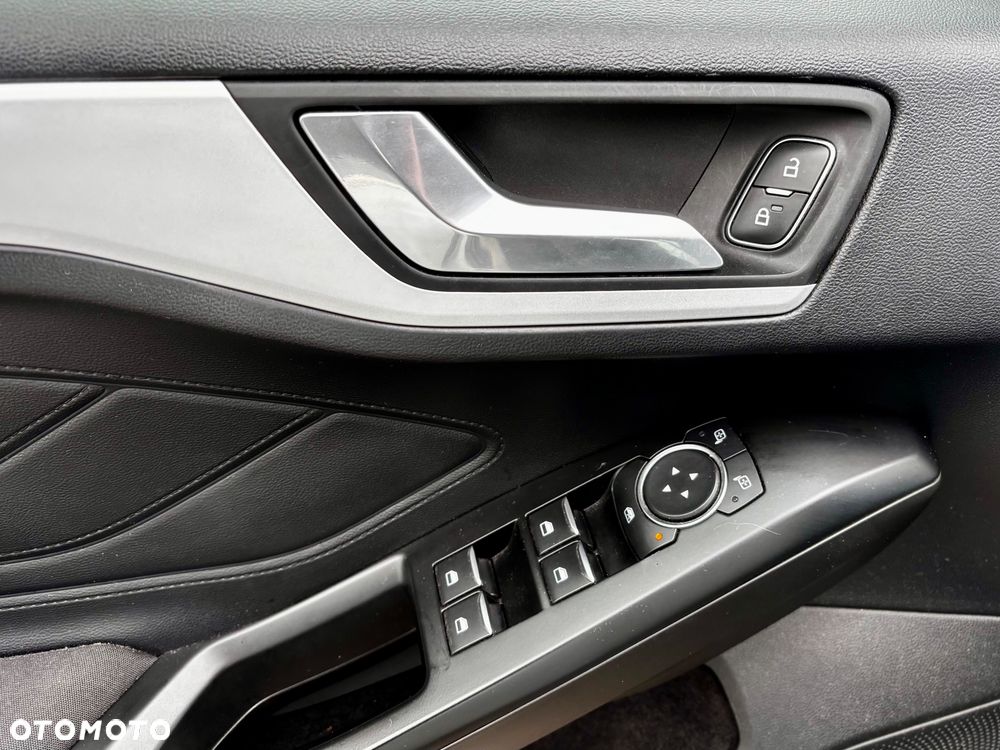 Ford Focus - 15
