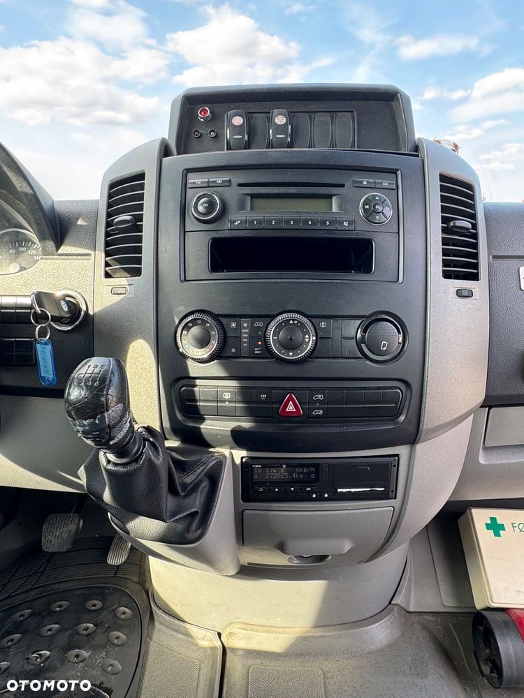 Volkswagen Crafter - 13