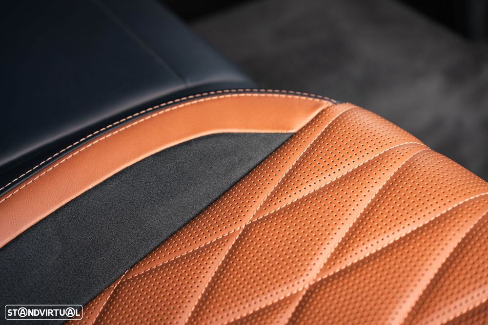 Mercedes-Benz AMG GT 53 4Matic+ - 34