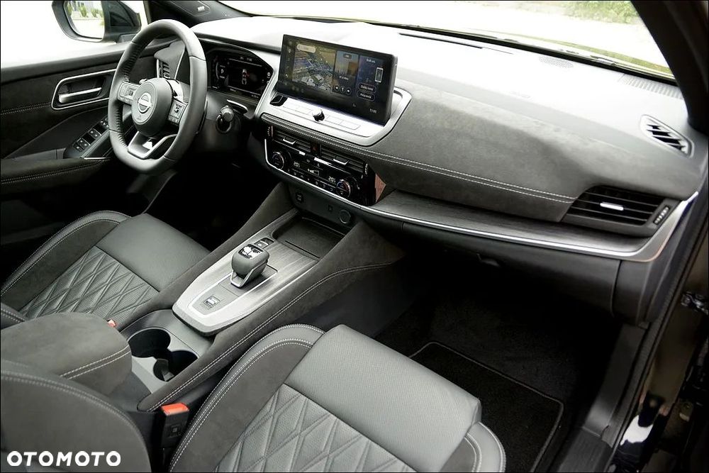 Nissan Qashqai 1.3 DIG-T MHEV Xtronic Tekna+ - 26