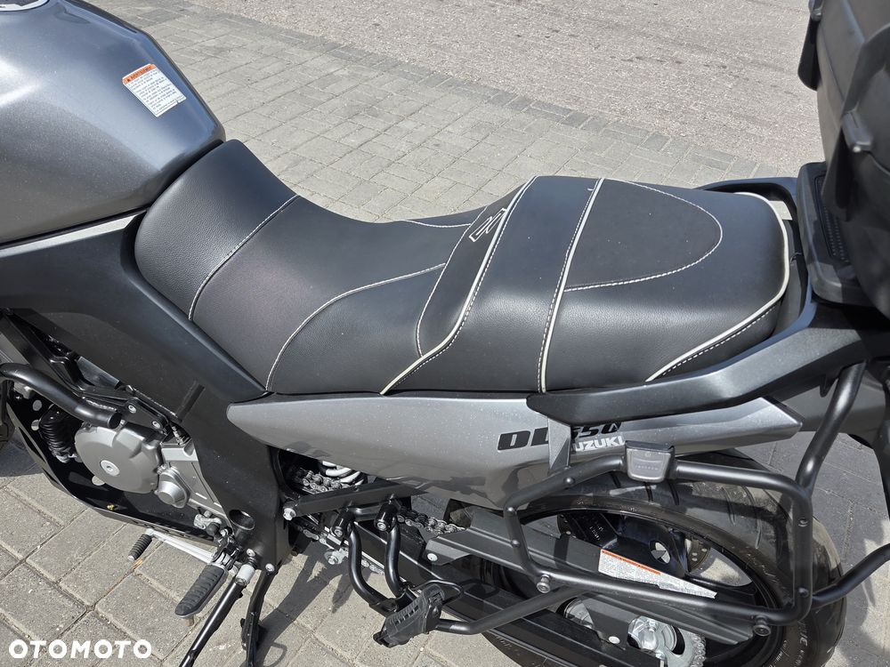 Suzuki V-STROM - 30