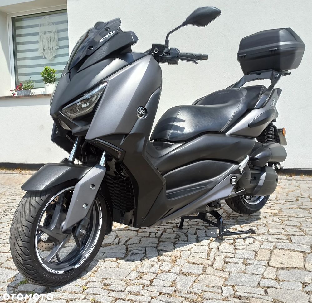 Yamaha X-max - 1
