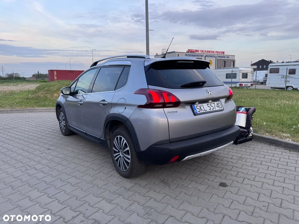 Peugeot 2008 - 11
