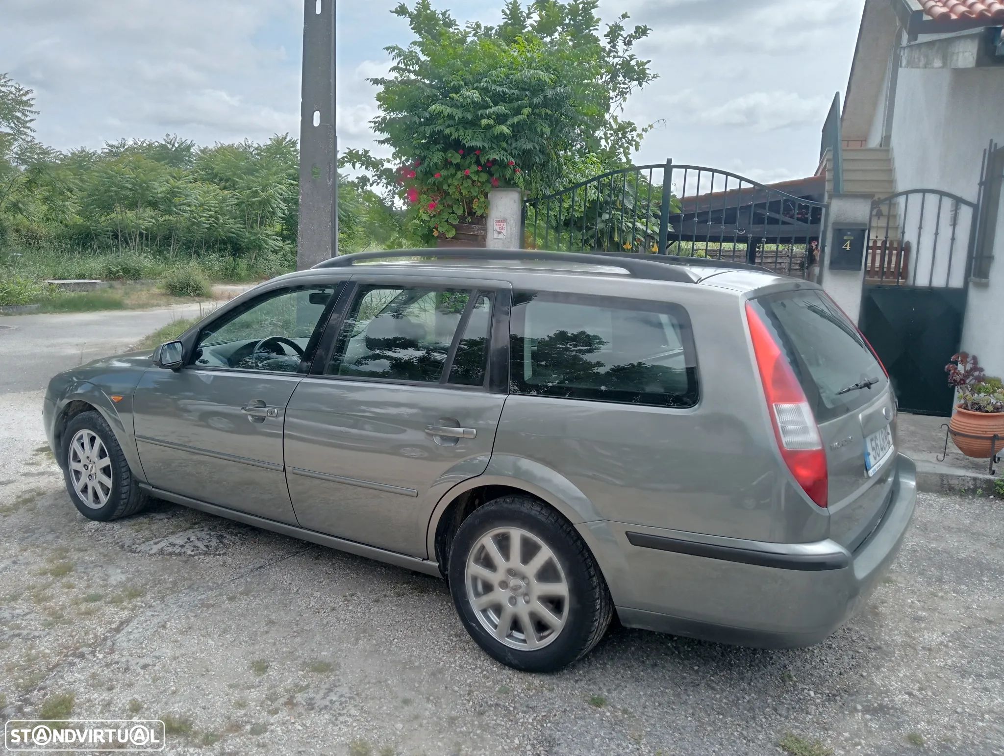 Ford Mondeo SW 2.0 TDdi Trend - 1