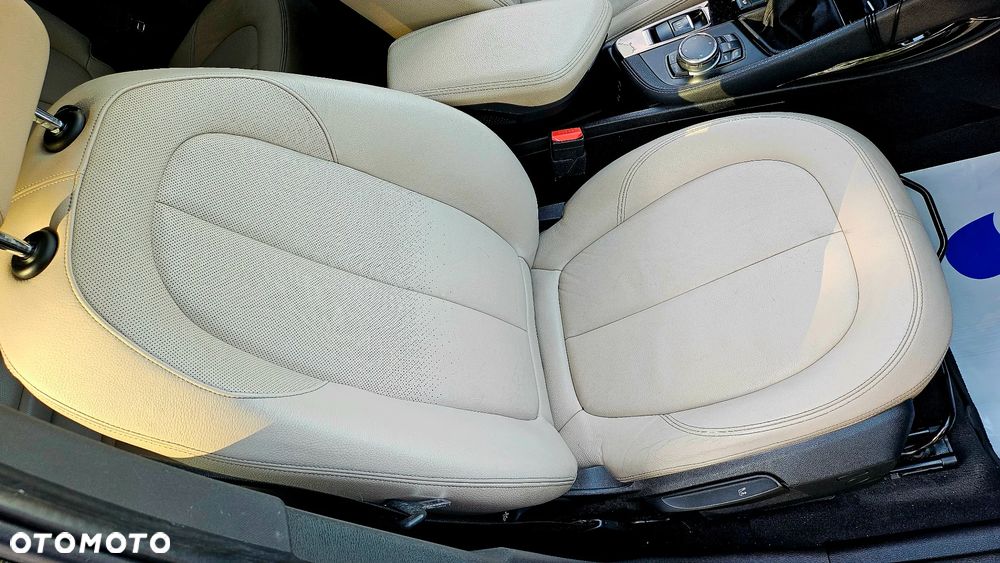 BMW X1 xDrive20d xLine sport - 35