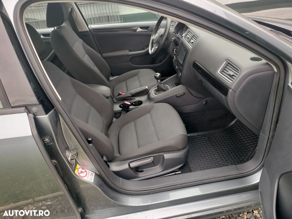 Volkswagen Jetta 1.4 TSI Freestyle - 19