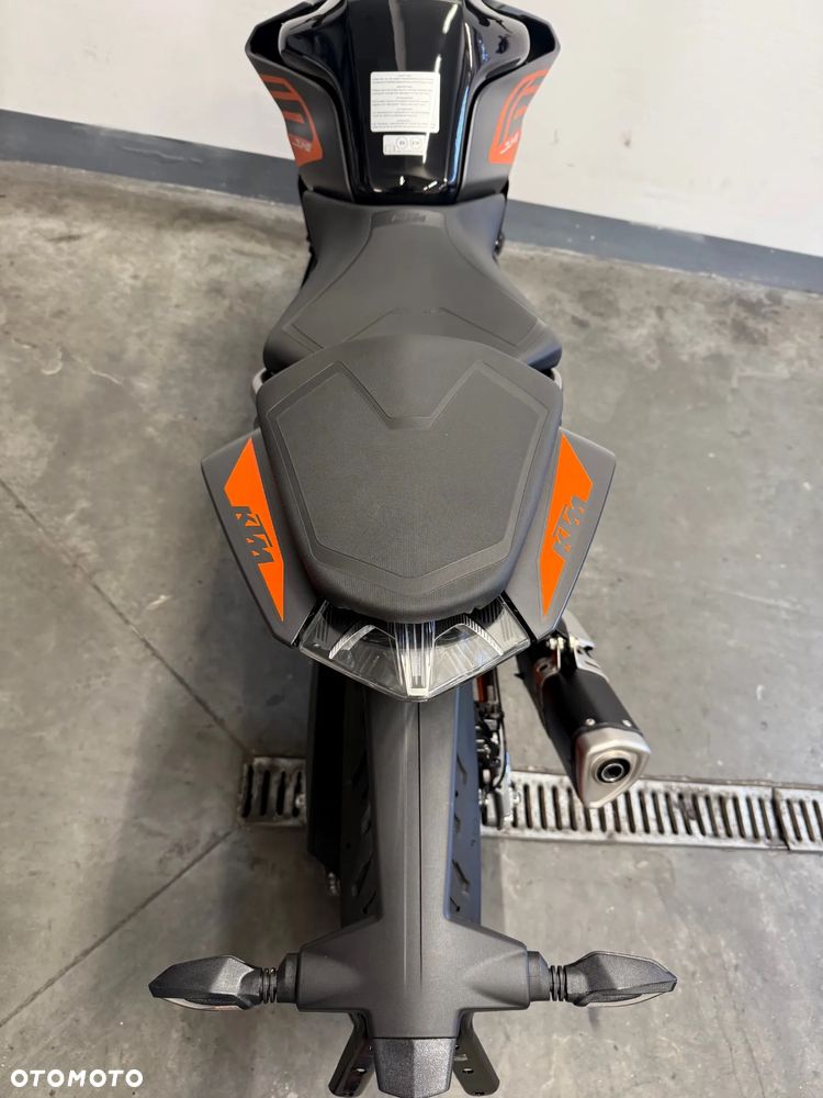 KTM Duke 125 - 39